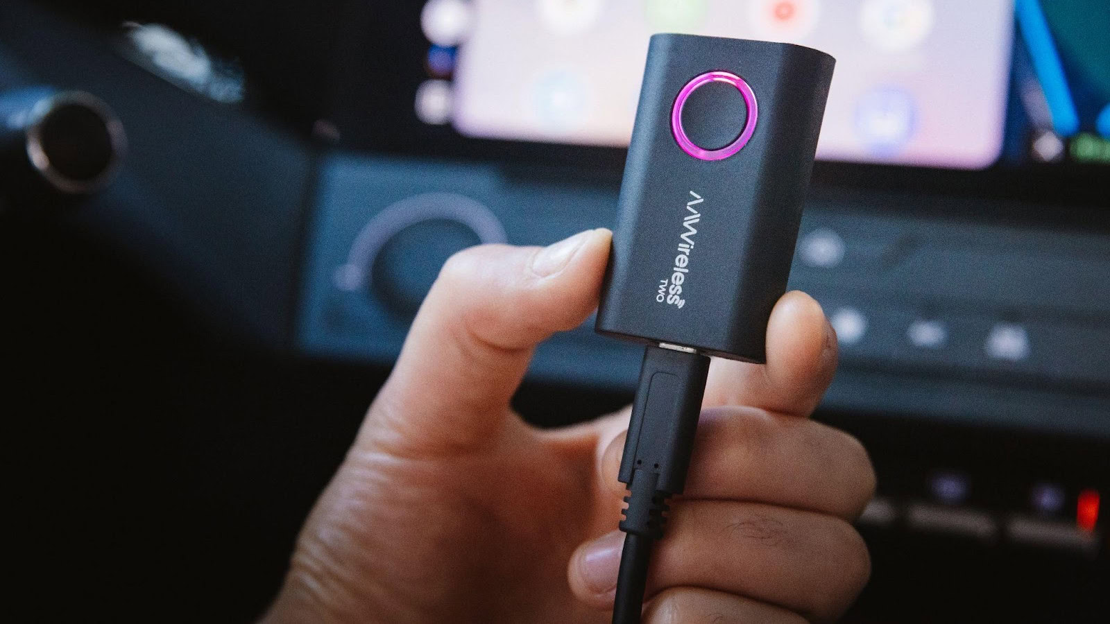 El AAWireless Two es un dongle Android Auto más pequeño y útil