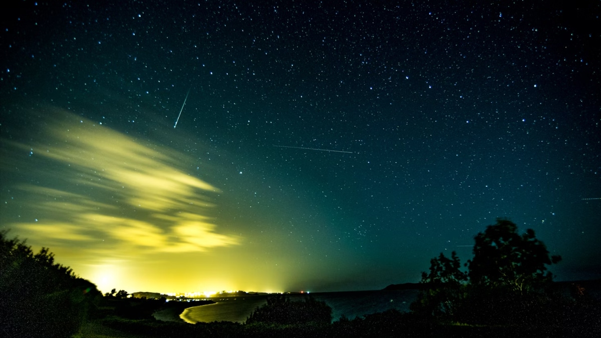 Lluvia de meteoritos dracónidas 2024: cómo ver docenas de estrellas fugaces en el cielo nocturno