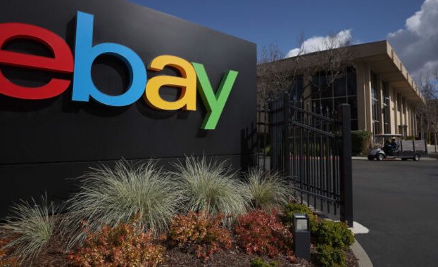 Anuncios de eBay de productos químicos prohibidos protegidos por la Sección 230, dictamina un juez