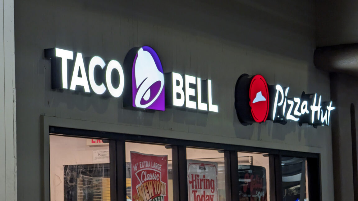 Taco Bell, KFC, Pizza Hut y Burger King tiran cebollas en medio del brote de McDonald’s