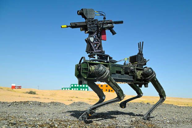 El ejército de EE. UU. prueba un nuevo perro robot impulsado por inteligencia artificial y armado con un rifle de alta potencia