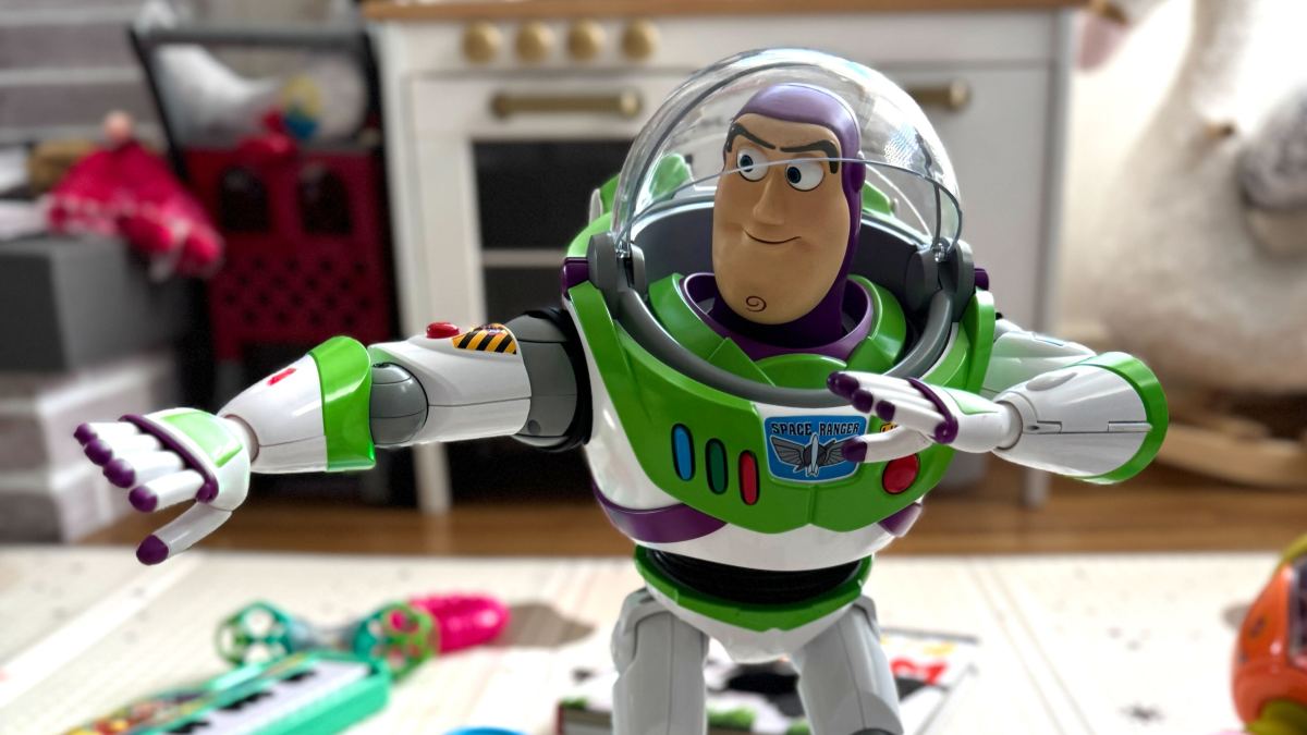 Este juguete Buzz Lightyear de 600 dólares es el más realista hasta el momento