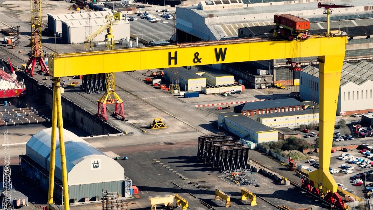 El ministro de NI dice que Navantia es el «tipo de empresa adecuado» para comprar H&W