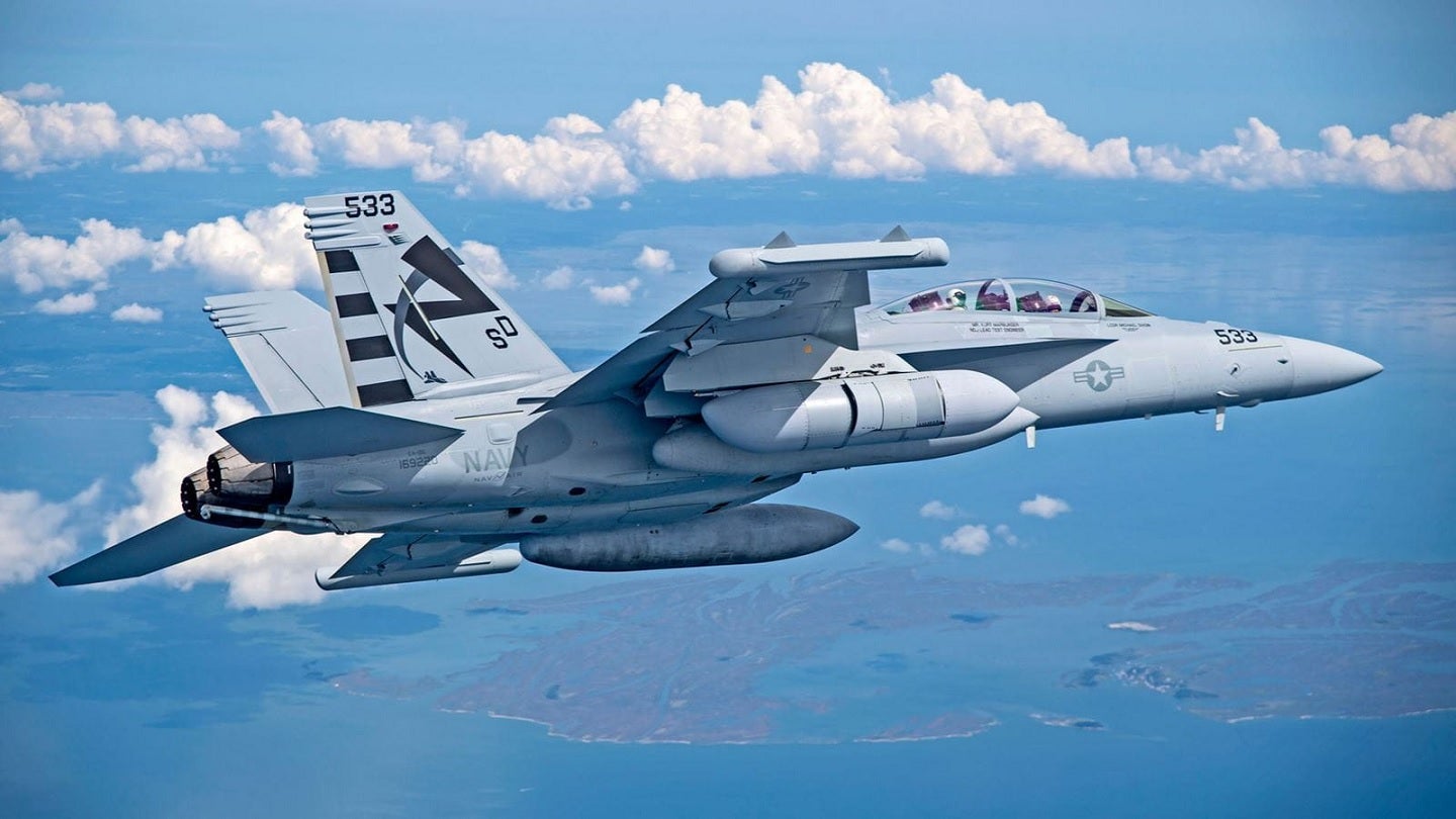 Raytheon de RTX contratado para la expansión de banda media del Jammer de próxima generación de la Marina de EE. UU.
