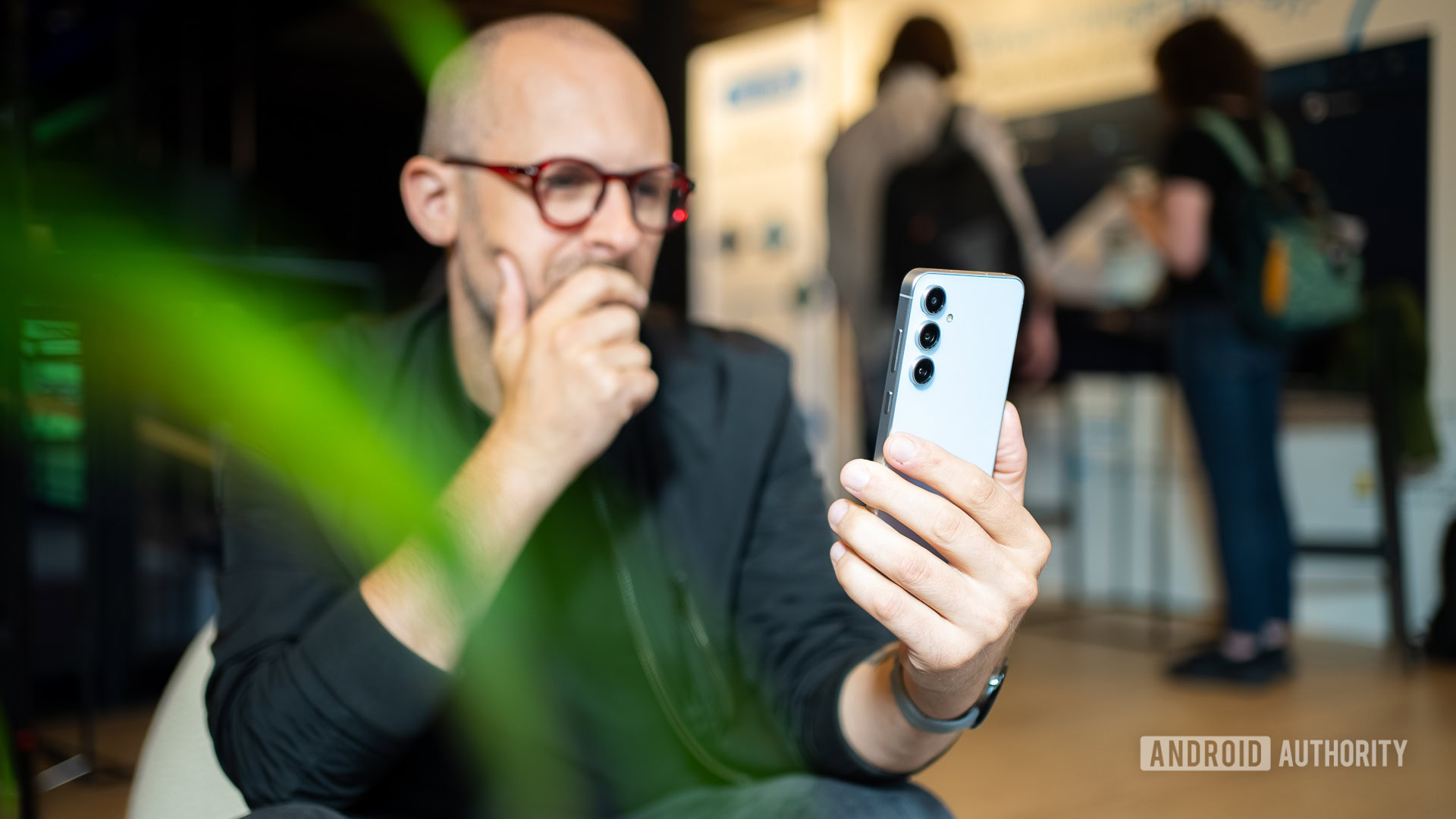 Obtén una tarjeta de regalo de $100 gratis al comprar un Samsung Galaxy S24 FE