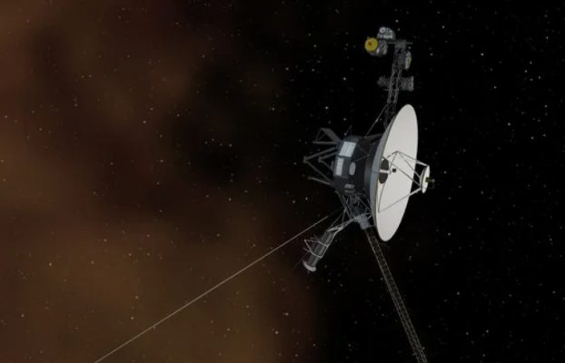 La Voyager 2 de la NASA apaga el instrumento científico de plasma para conservar energía