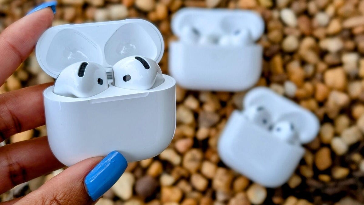 3 características de los nuevos AirPods 4 de Apple que me hicieron deshacerme de mis AirPods Pros
