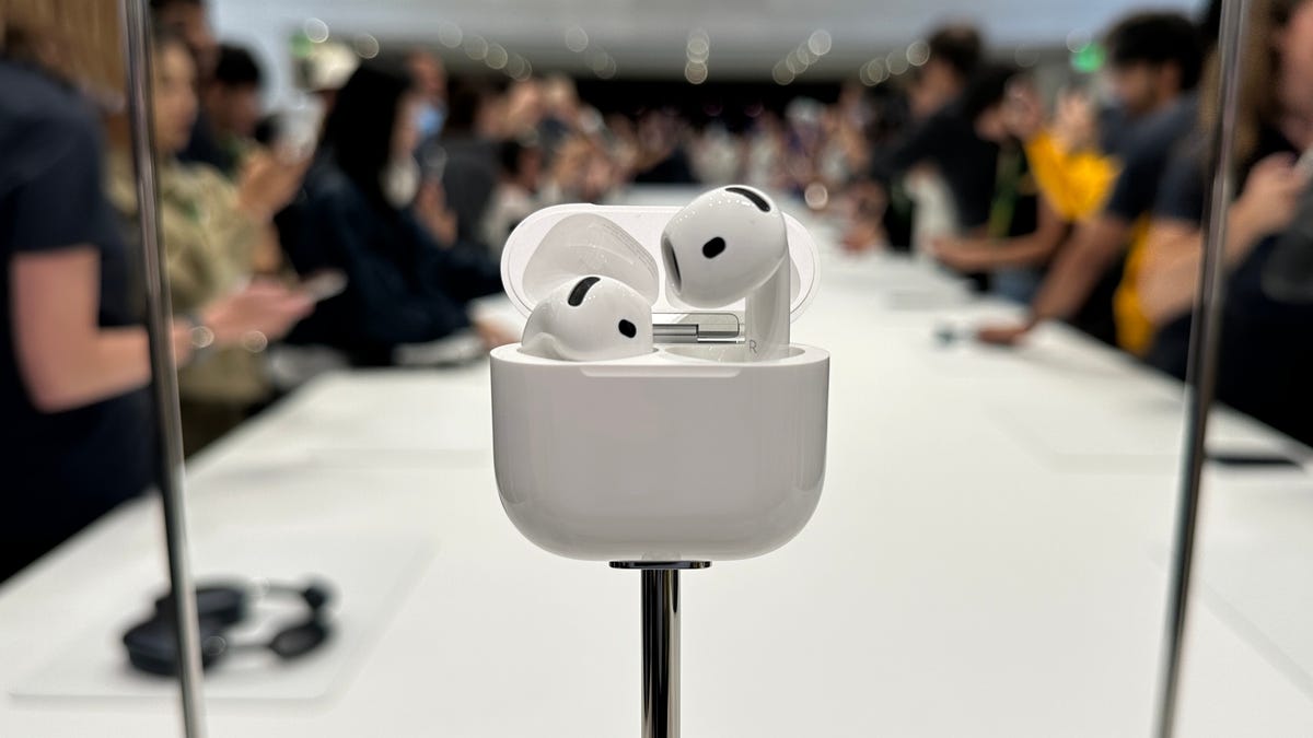 Llamé a mis nietos desde Europa con los AirPods 4
