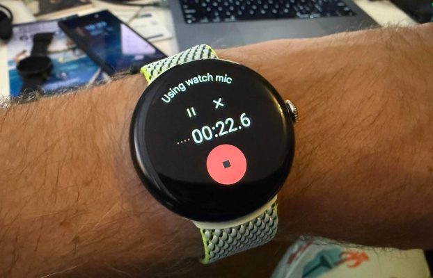 Los relojes inteligentes Android ahora pueden transcribir y resumir sus notas de voz gracias a la IA