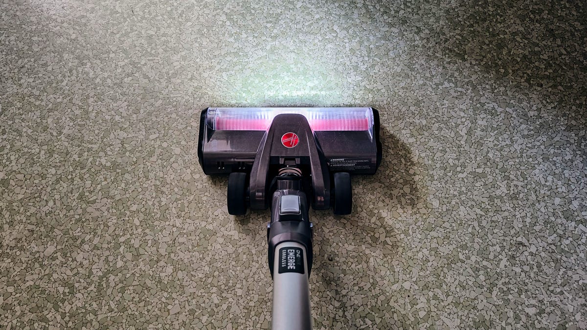 Aspirar de forma más inteligente, no más difícil: esta es la mejor técnica de limpieza del hogar