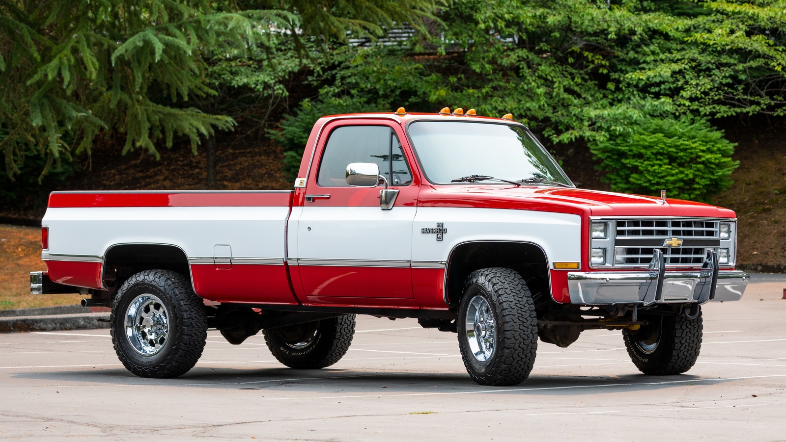 La razón por la que las camionetas Chevy más antiguas tenían pasos de rueda cuadrados