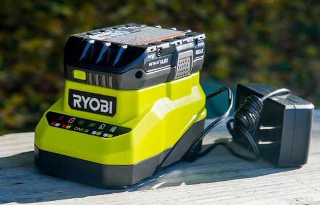 ¿Se pueden cargar las viejas baterías NiCad de Ryobi con un cargador One+ de 18 V?