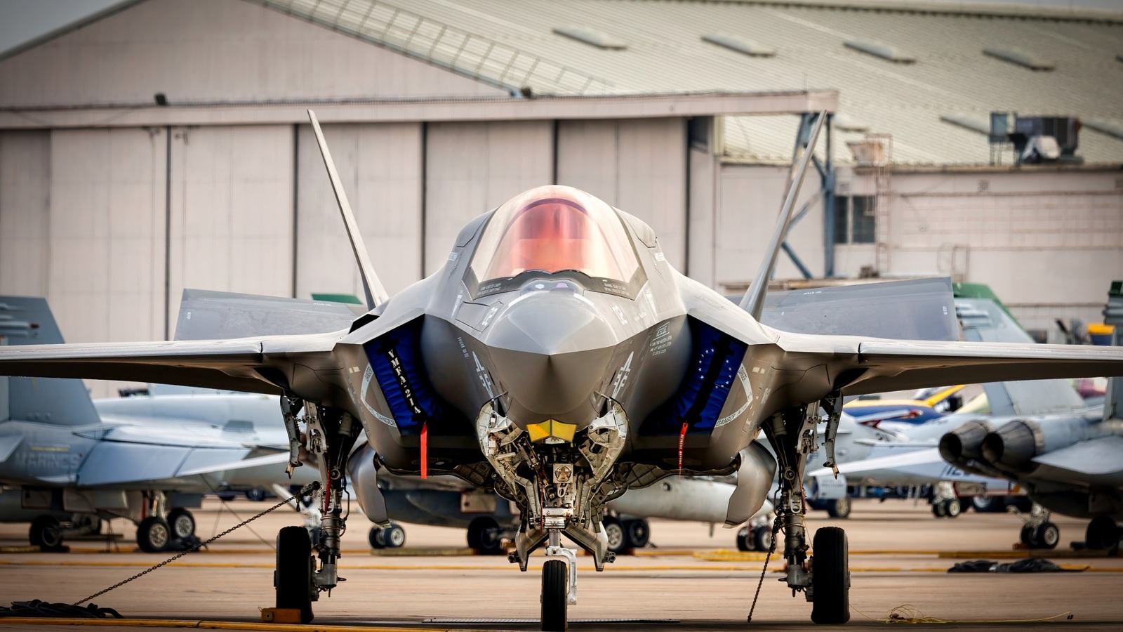 ¿Dónde se construye el F-35 Lightning II y quién lo fabrica?