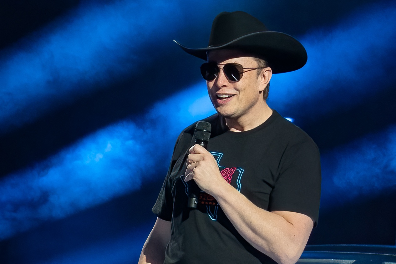 Elon Musk cambia los términos X para llevar las demandas a su tribunal favorito de Texas