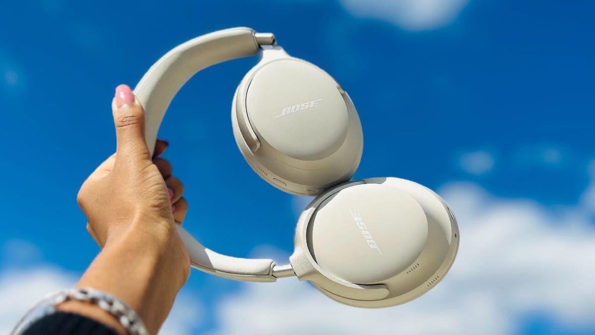 Estos auriculares Bose son los mejores en la cancelación de ruido, y cada color es de $ 80 de descuento