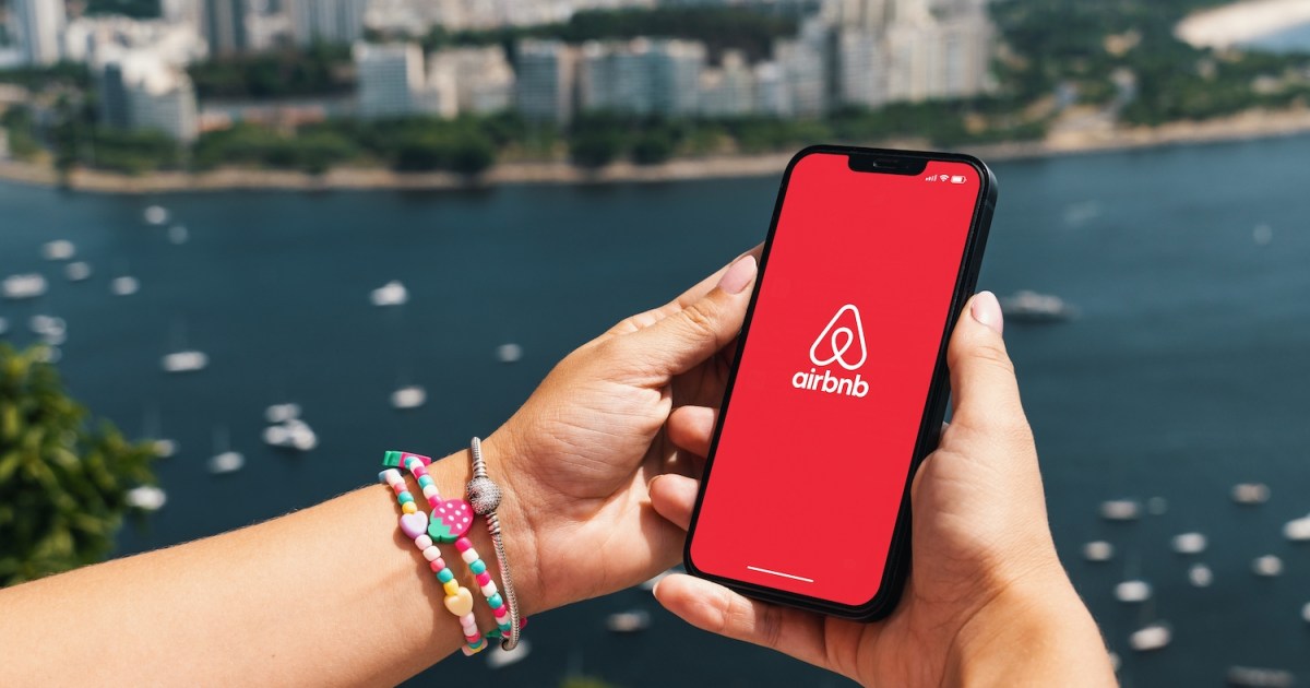 Airbnb profesionaliza su red y añade contratación de anfitriones