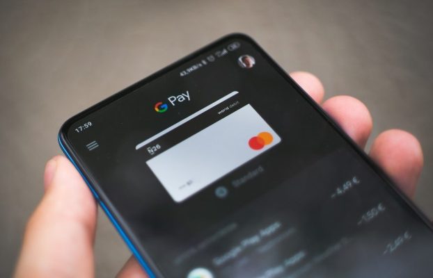 Hay 2 buenas razones por las que sí o sí deberías usar Apple Pay o Google Pay