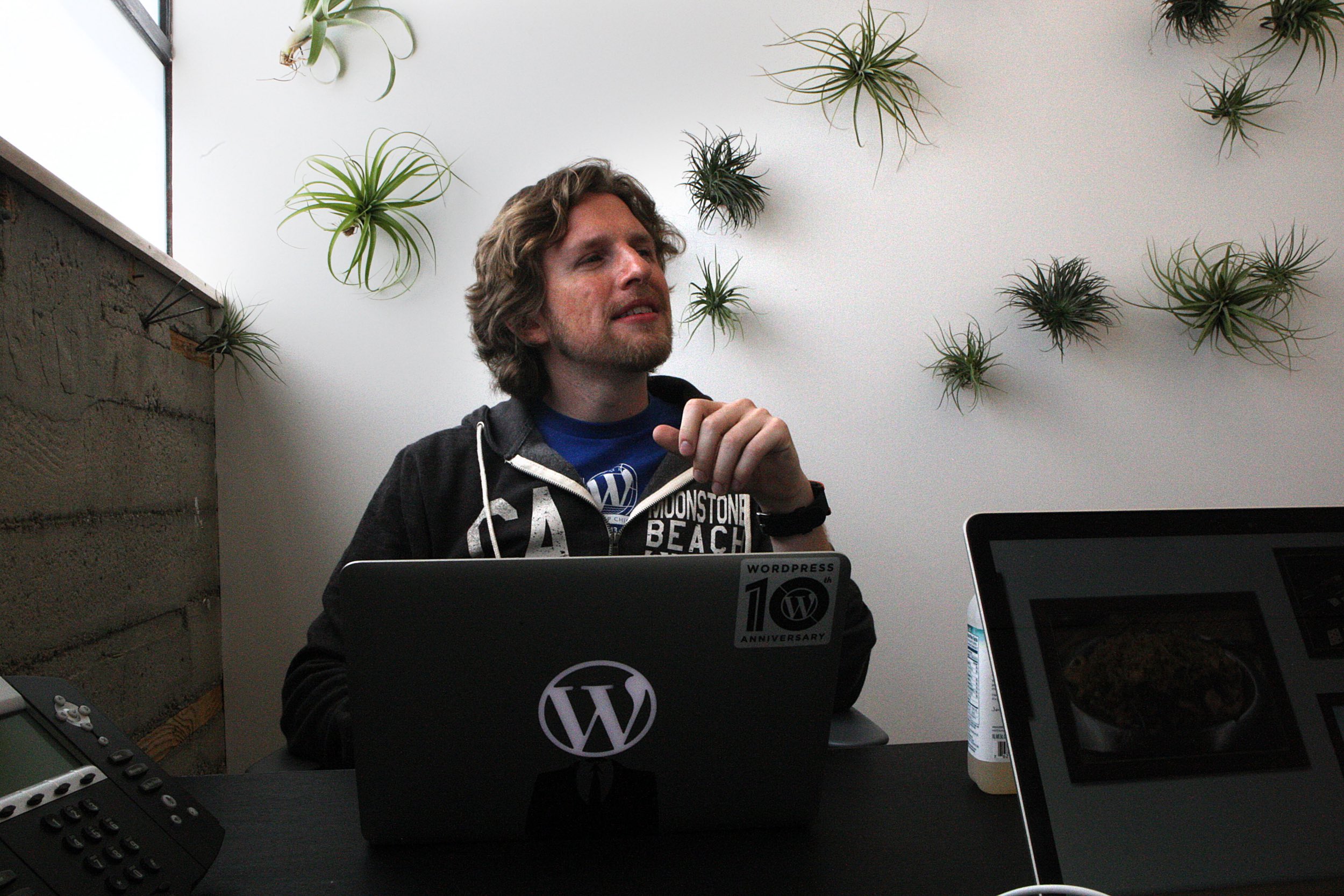 Automattic exigió al proveedor de alojamiento web que pagara 32 millones de dólares al año por utilizar la marca WordPress