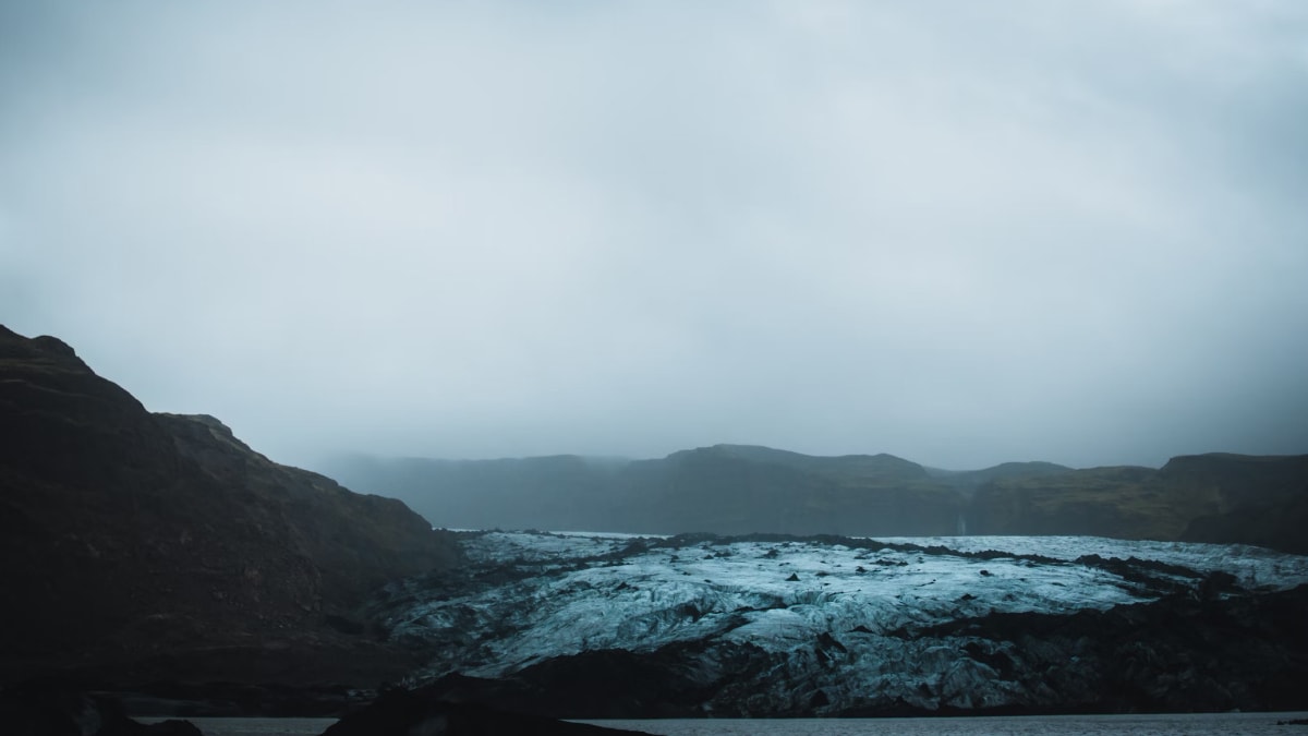 El deshielo del permafrost libera gases de efecto invernadero, lo que contribuye al calentamiento global