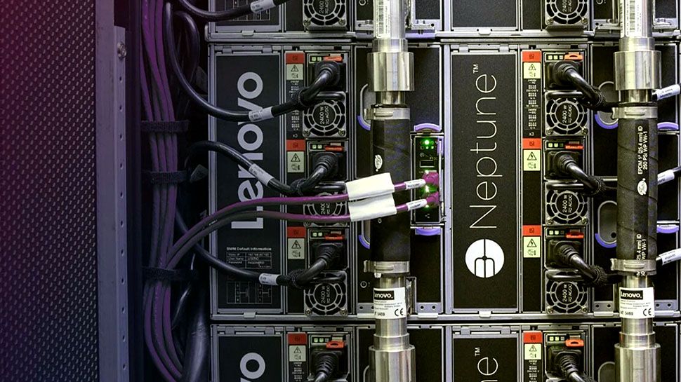 Las soluciones de refrigeración líquida ganan impulso a medida que las cargas de trabajo de IA aumentan la temperatura en los centros de datos
