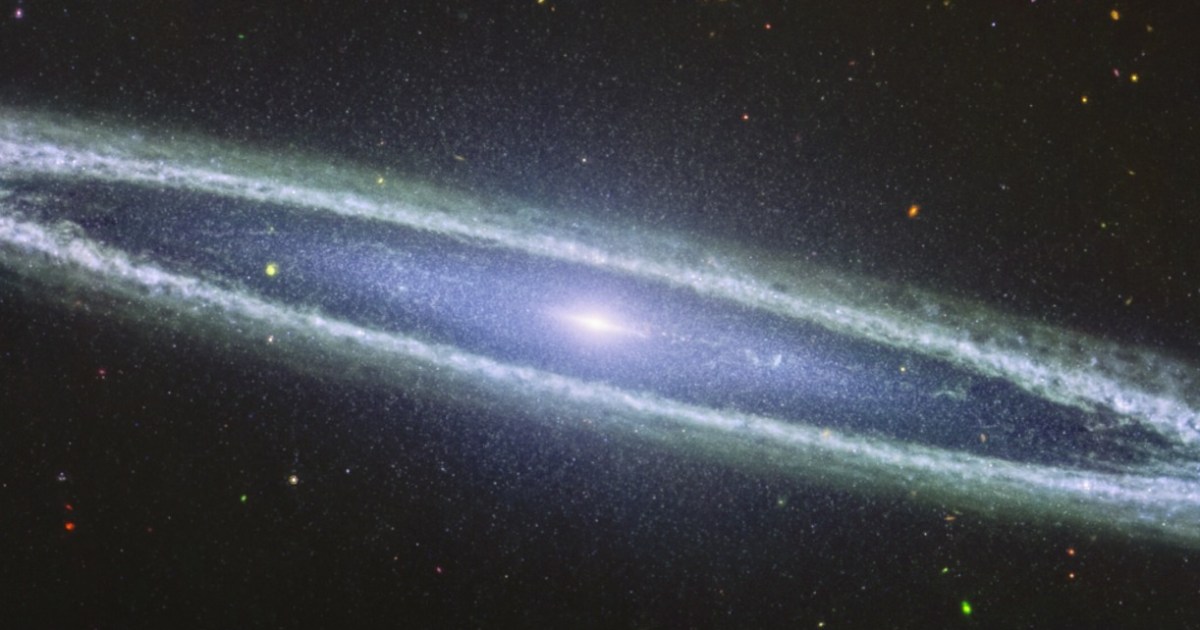 Impresionante vista de la Galaxia del Sombrero