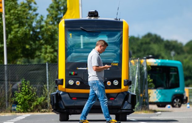 Los sistemas de frenado automático salvan vidas. Ahora tendrán que trabajar a 62 mph.