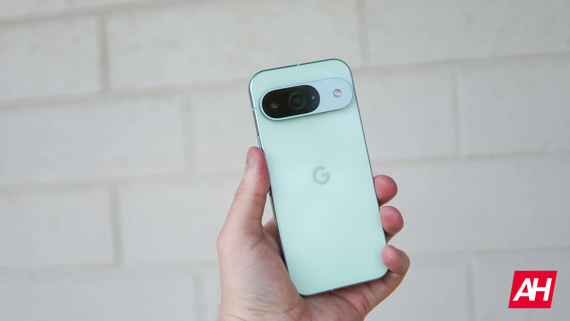 El mínimo histórico del Google Pixel 9 de 256 GB cae a $ 749