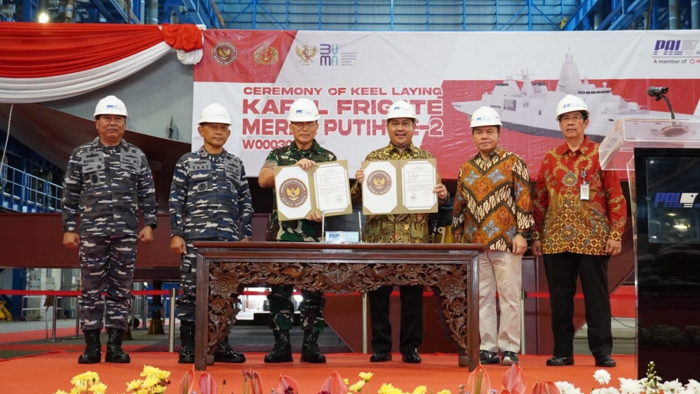 PT PAL Indonesia y el Ministerio de Defensa colocan la quilla de la segunda fragata Merah Putih
