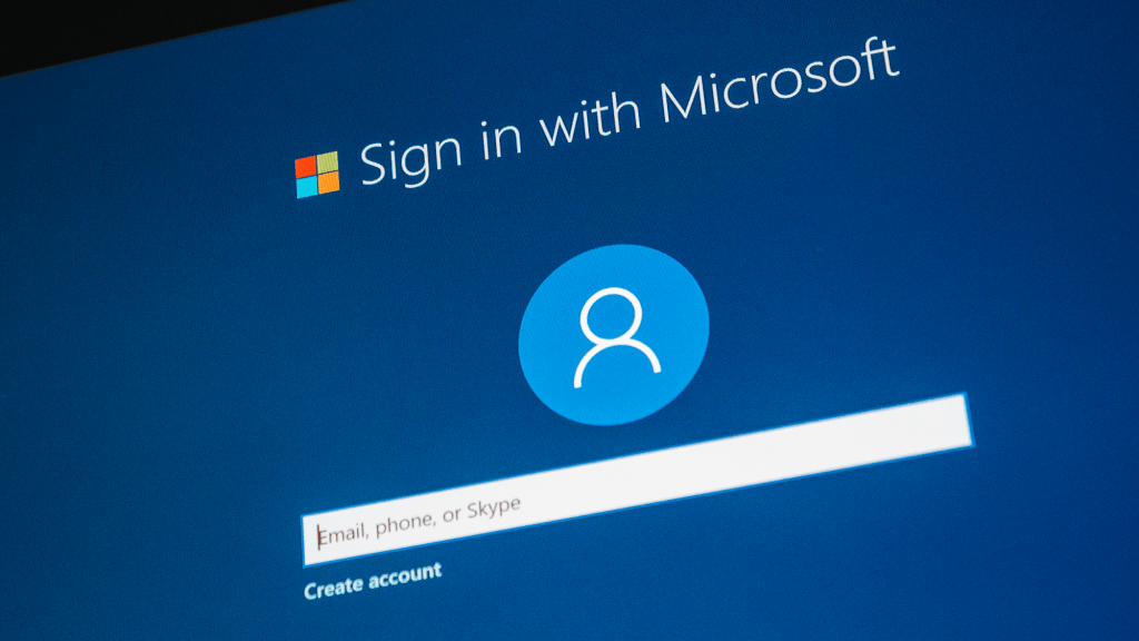 Esta herramienta gratuita ‘purifica’ Windows 11 y omite los inicios de sesión de cuentas de Microsoft