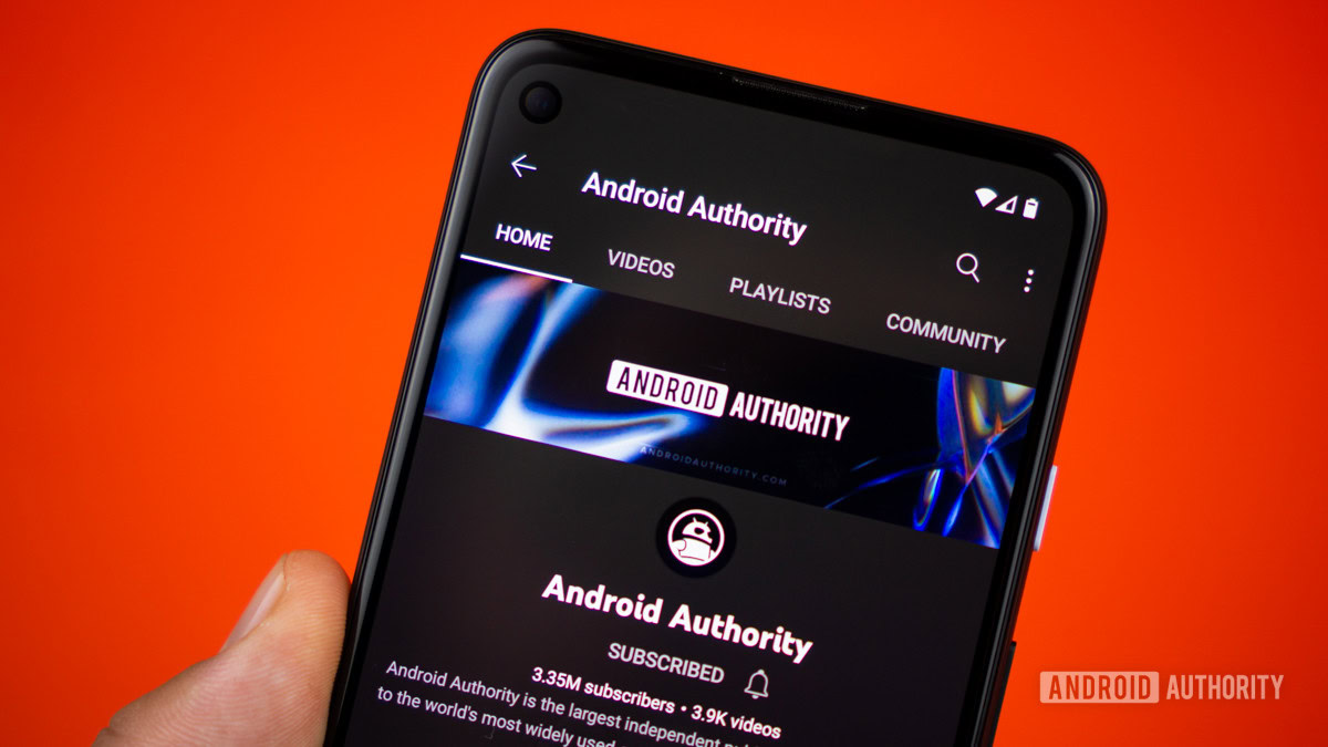 La última actualización de la aplicación YouTube trae dos errores de reproducción frustrantes