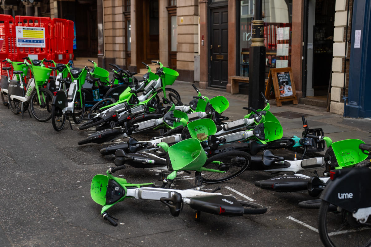 Lime anuncia un plan de acción de $ 25 millones para ayudar a arreglar el caos de bicicleta electrónica de Londres