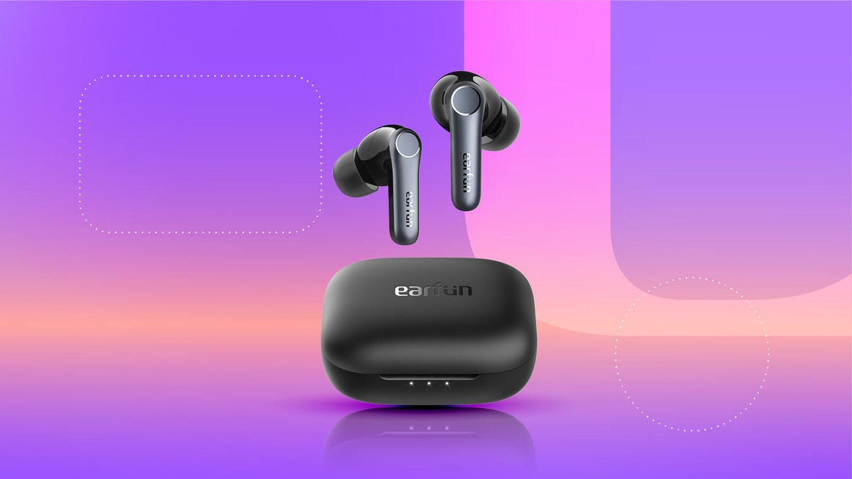 Mis auriculares asequibles favoritos hacen posible y agradable leer en un hogar ruidoso