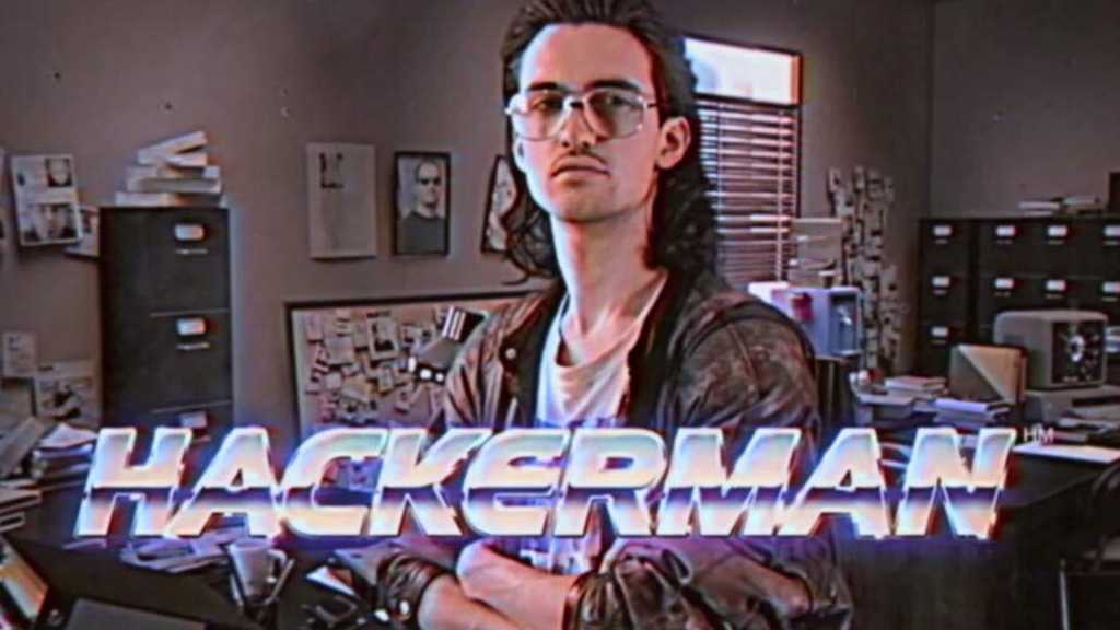 ‘Hacker’ irrumpe en un gimnasio para ser contratado, pero en lugar de ello lo arrestan