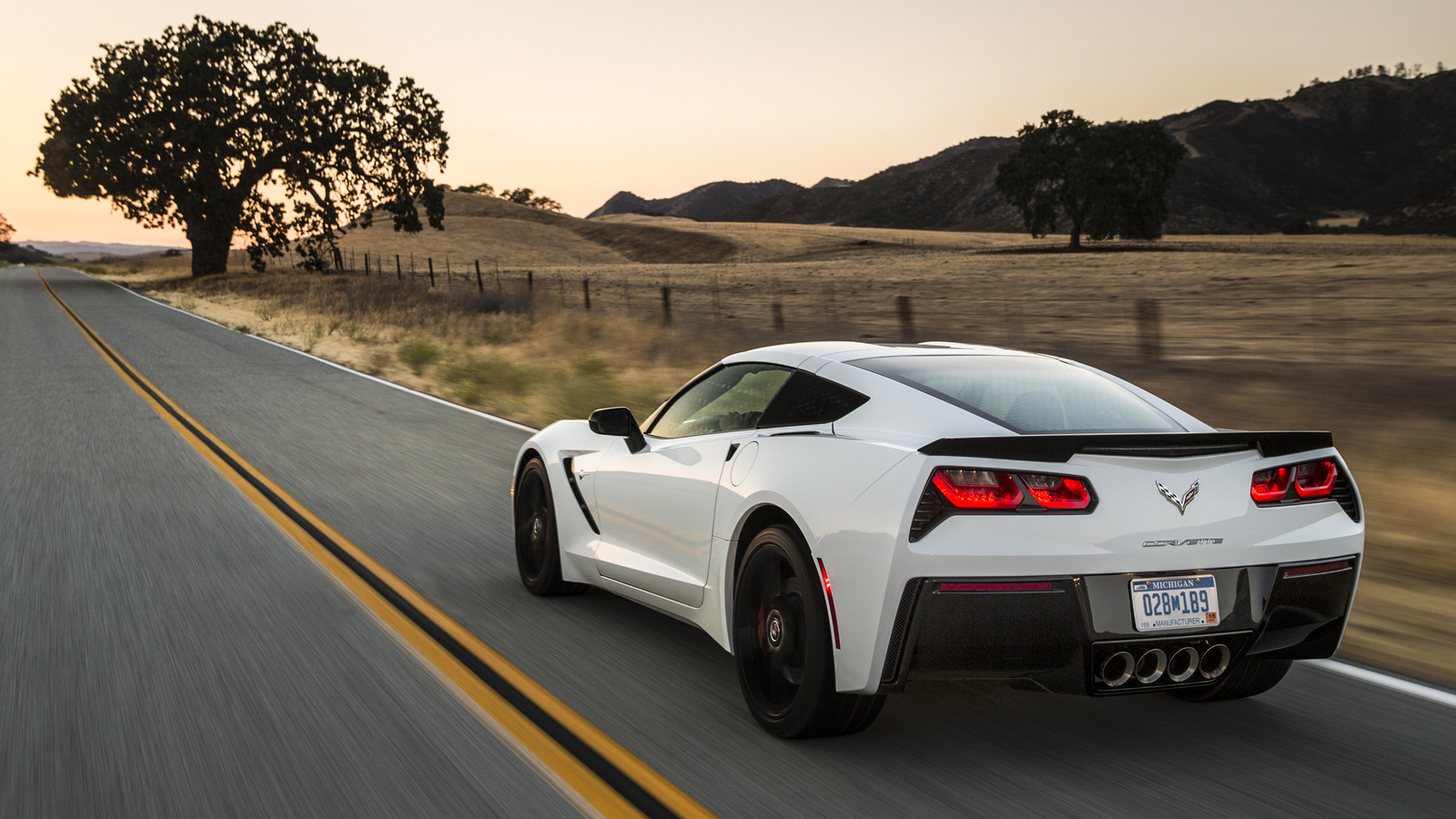 ¿Qué tan rápido es el Chevy Corvette C7? Una mirada a su velocidad máxima y tiempos de aceleración