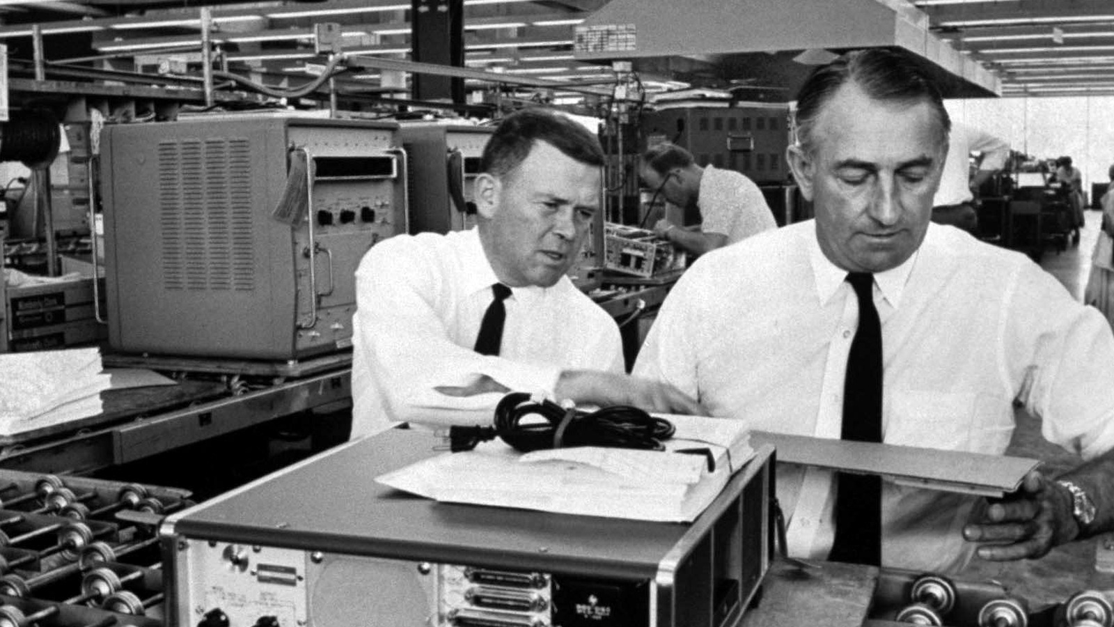¿Quiénes fueron William Hewlett y David Packard? Los hombres detrás de una potencia tecnológica global