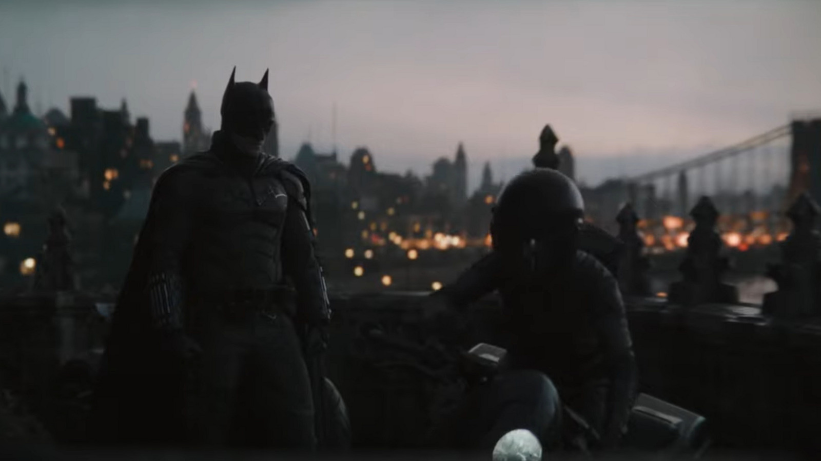 ¿Qué motocicletas conducen Robert Pattinson y Zoe Kravitz en Batman?