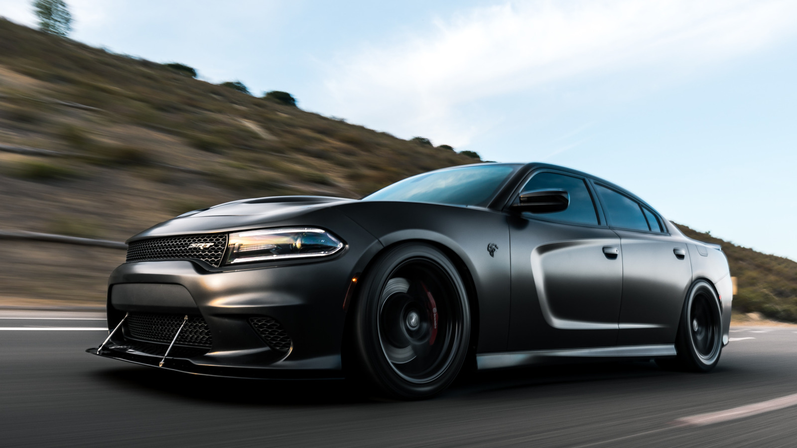 ¿Es el Dodge Charger SRT Ghoul un coche de verdad?