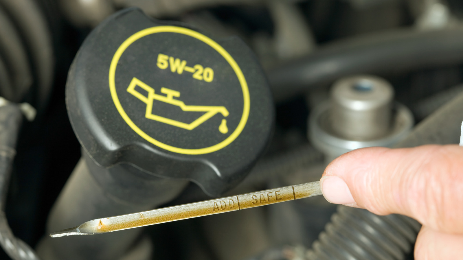 ¿Qué significa que el motor quema aceite y se puede arreglar?