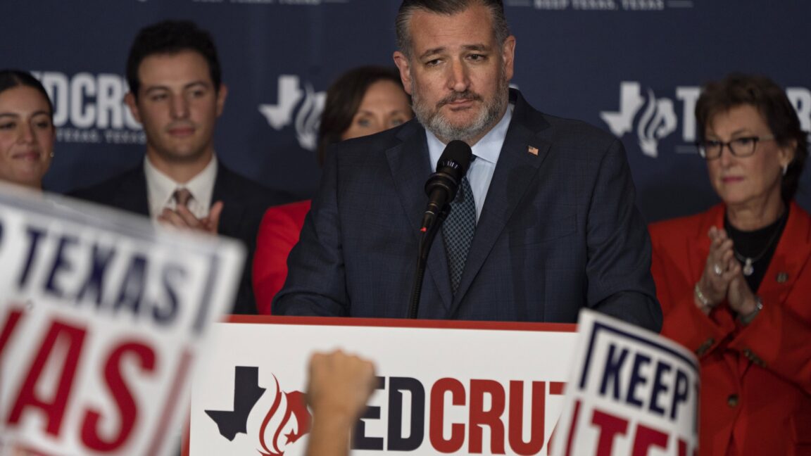 Ted Cruz quiere reformar el programa de banda ancha de 42.000 millones de dólares, sin requisitos de bajo coste