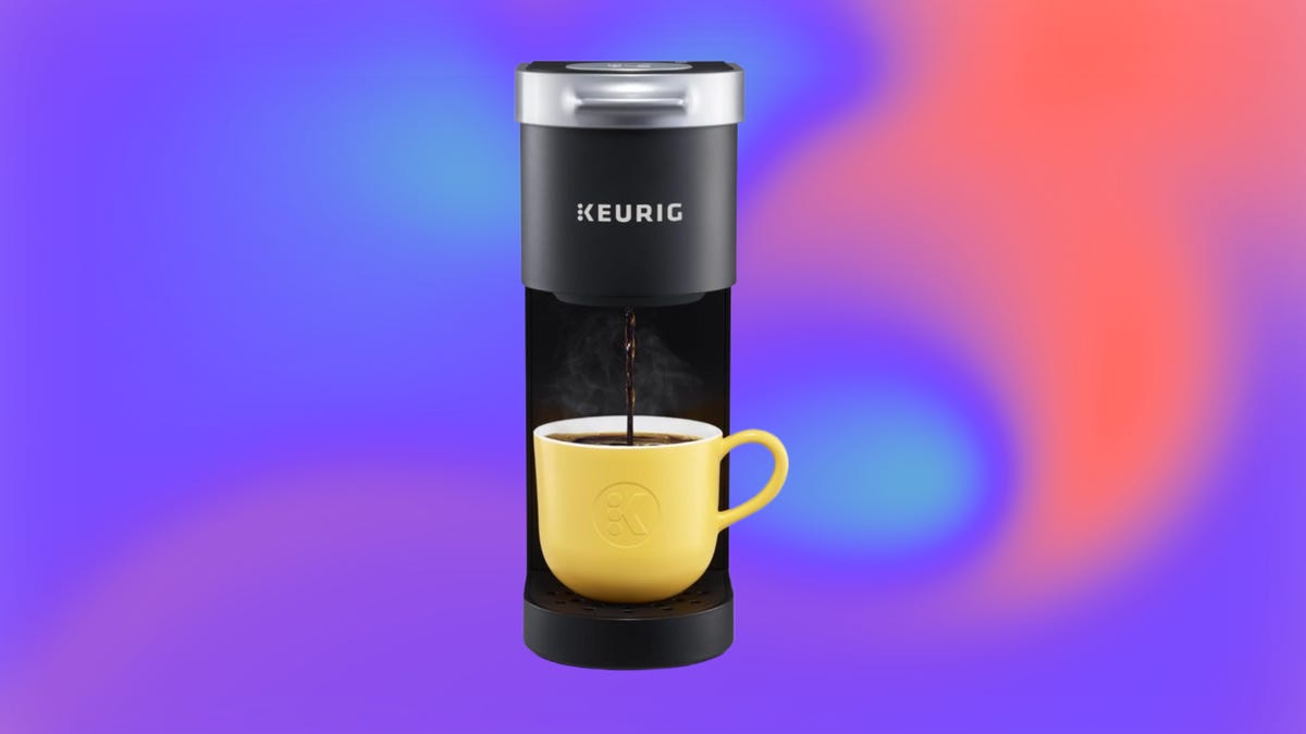 Consiga la cafetera Keurig K-Mini con un 51% de descuento este Black Friday en Amazon