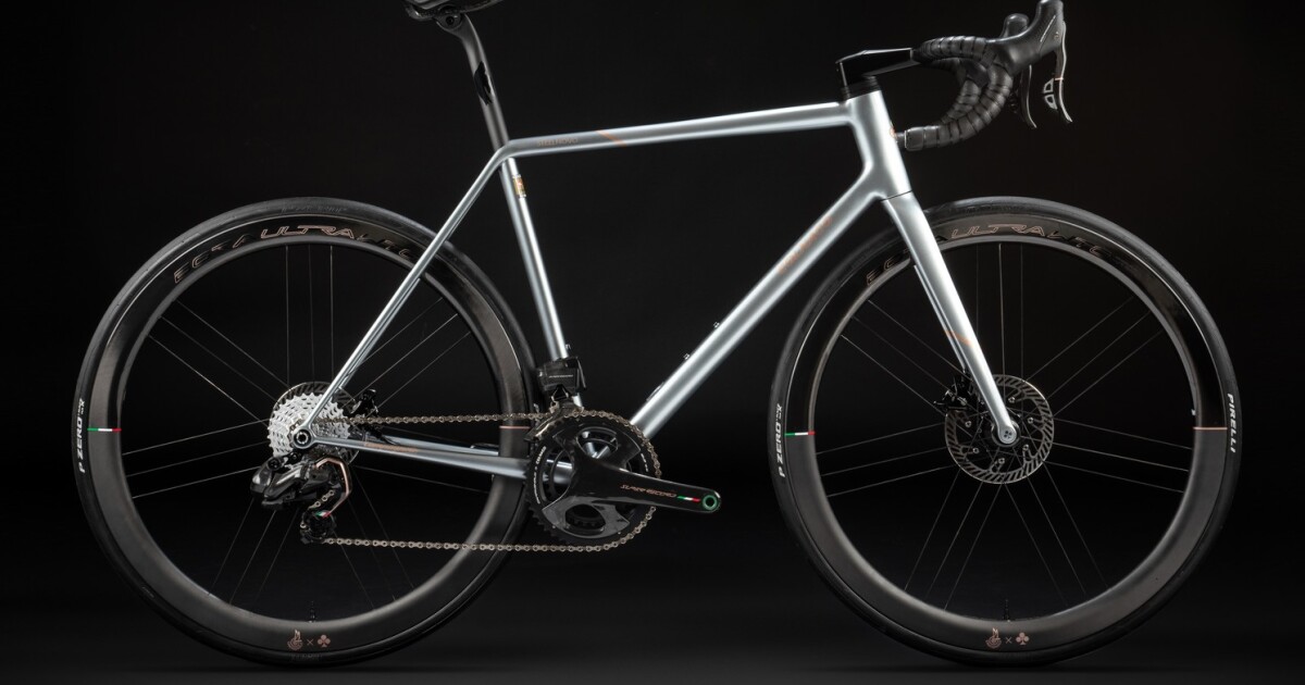 Colnago vuelve al acero (pero está impreso en 3D) con una bicicleta de carretera de 18.000 dólares