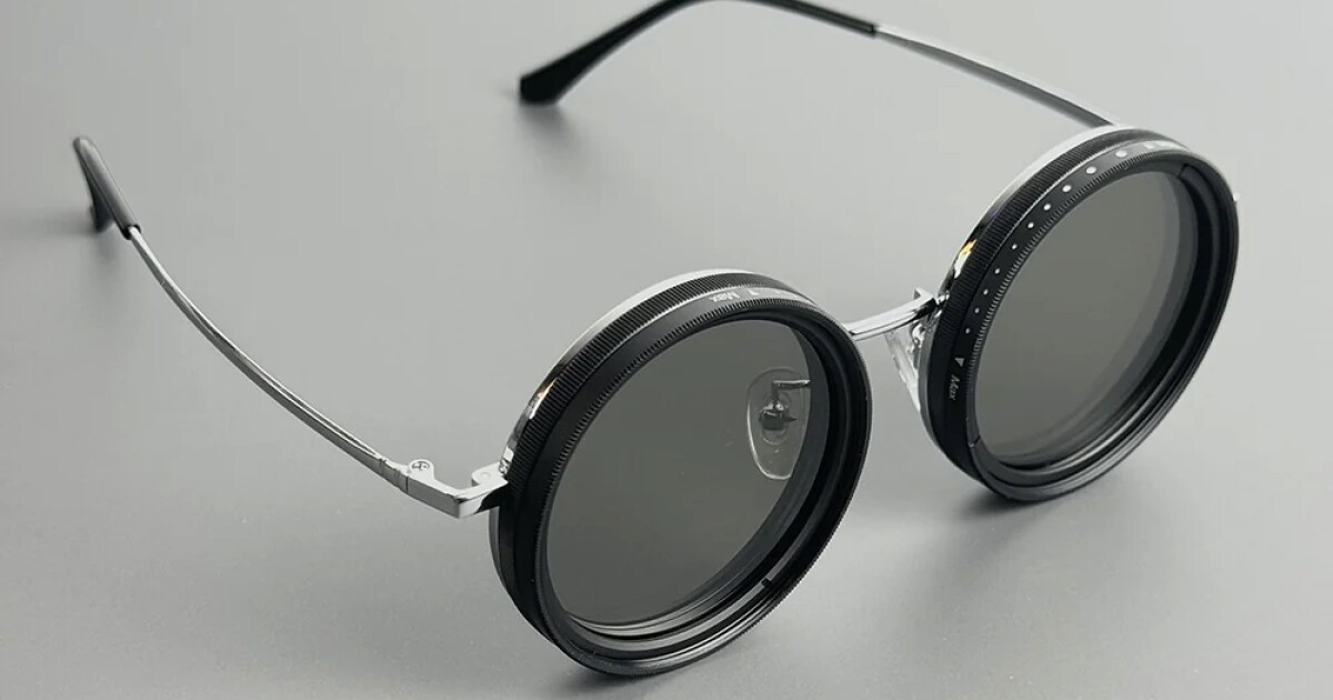 Las gafas de sol de tinte ajustable utilizan filtros fotográficos como lentes
