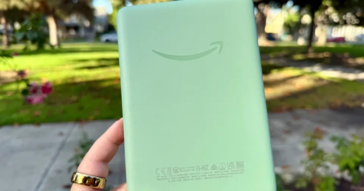 No malgastes tu dinero. El Kindle básico es el único Kindle que necesitas