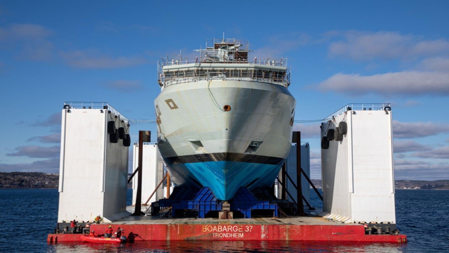 El último barco patrullero de Canadá en el Ártico se lanza antes de lo previsto