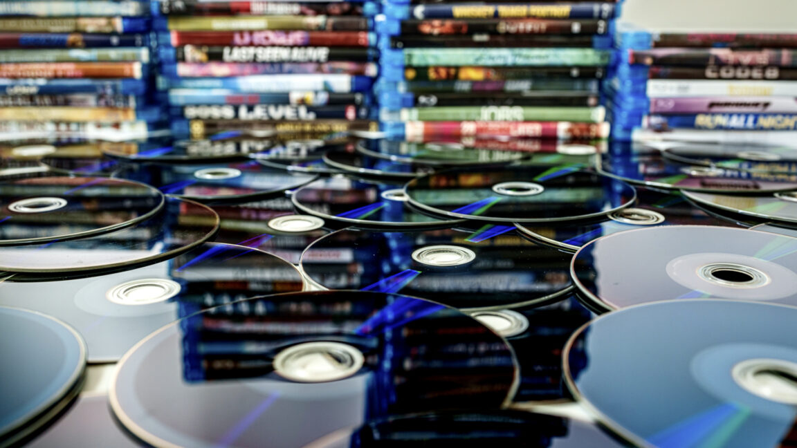 El ataque de los discos ópticos continúa y LG abandona los reproductores de Blu-ray