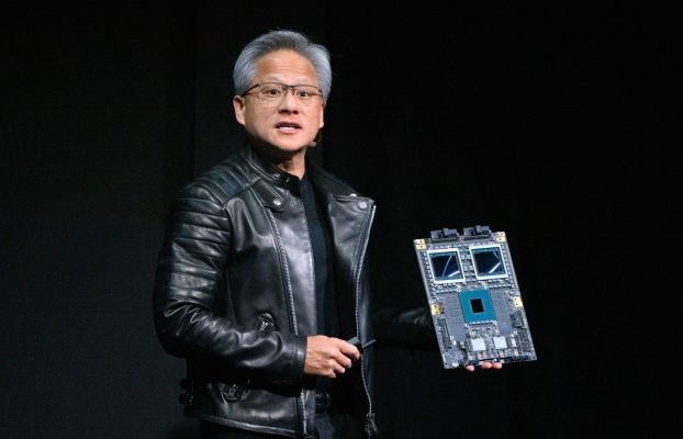 El CEO de NVIDIA, Jensen Huang, se encoge de hombros a medida que las ventas se disparan