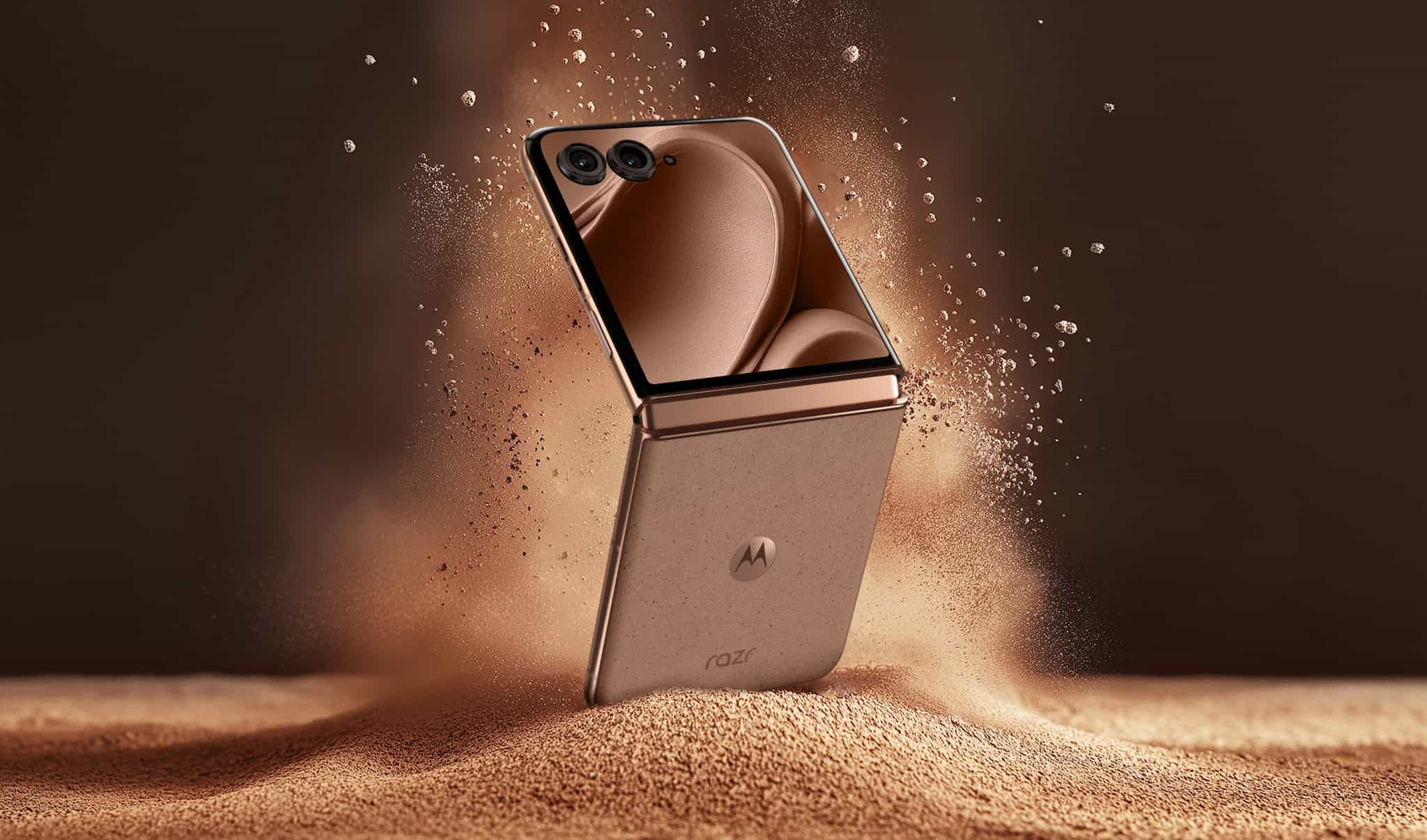 Motorola y Pantone lanzan el Razr 50 Ultra en color Mocha Mousse