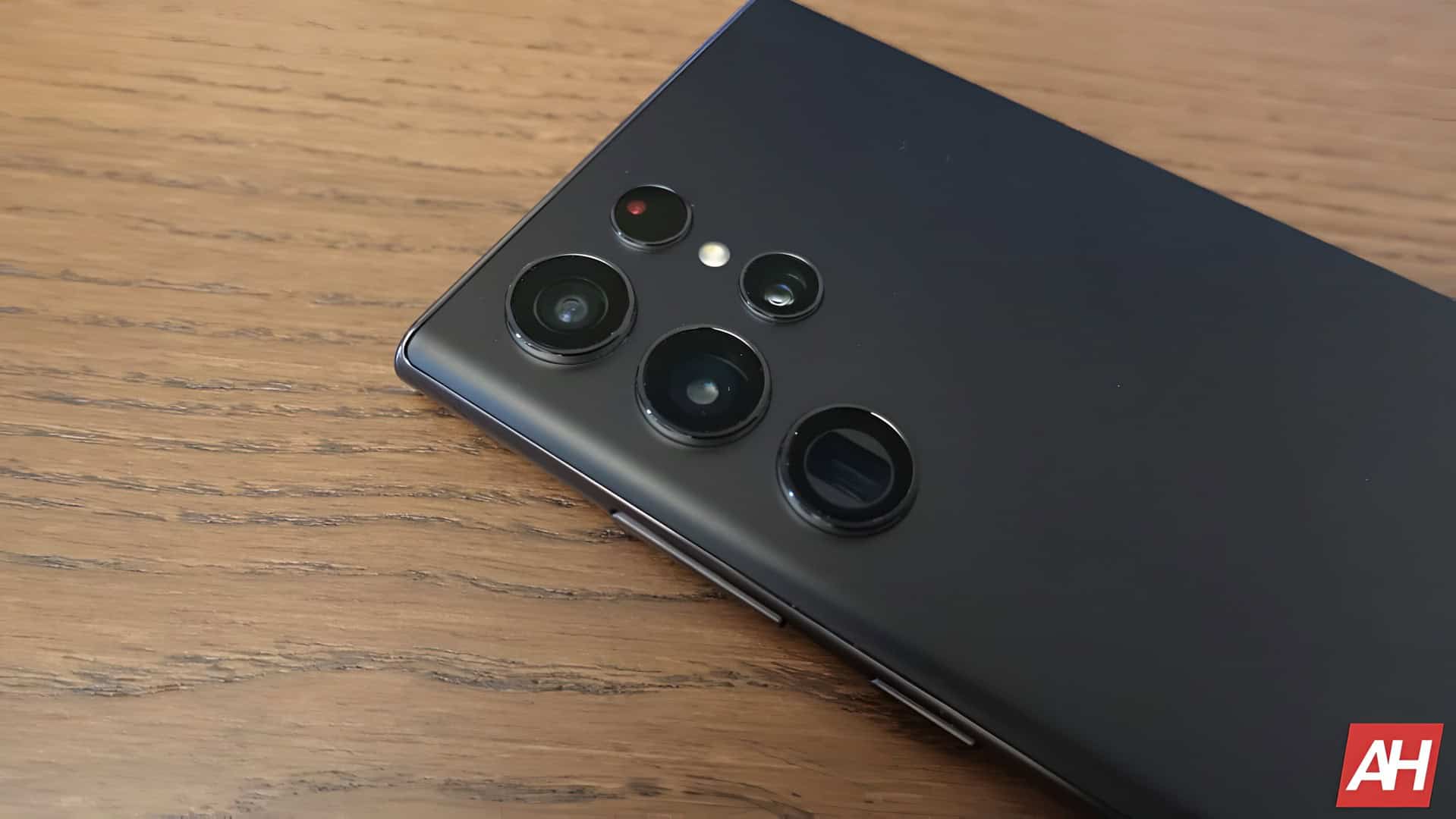 Se informa que One UI 6.1.1 deja las unidades Galaxy S22 atrapadas en el bucle de arranque