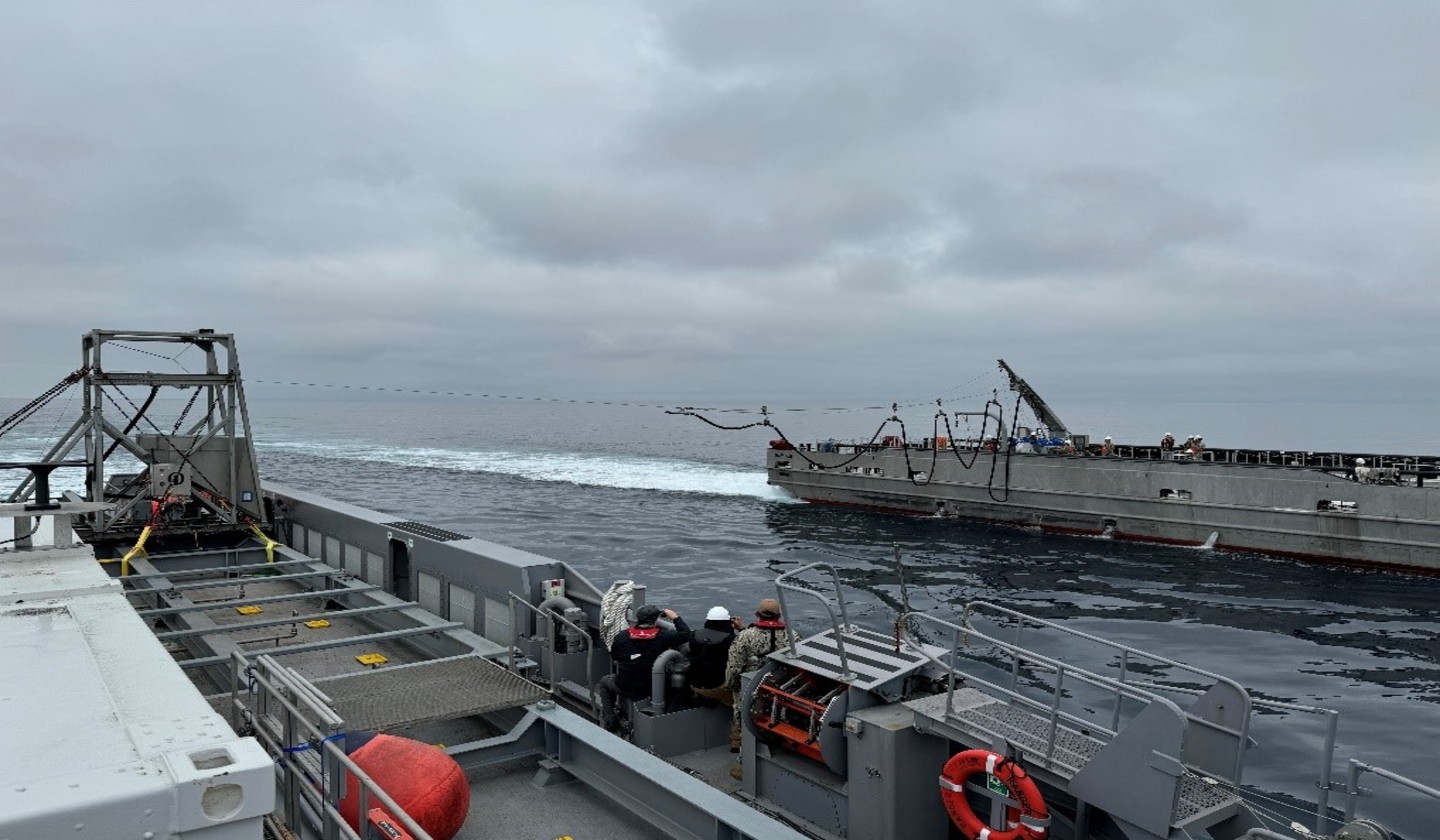 DARPA de EE. UU. completa la prueba de reabastecimiento de combustible en el mar para NOMARS USV Defiant