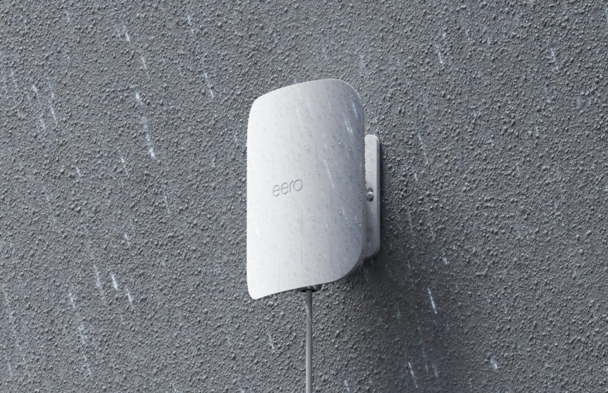 La unidad de malla de larga distancia Outdoor 7 de Eero resolvió nuestro dilema de Wi-Fi de años en 10 minutos